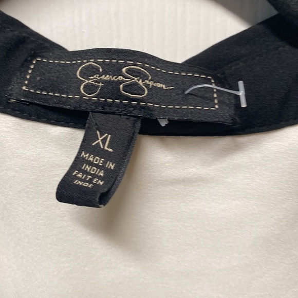 Jessica Simpson embellished col-
lar button down top XL - Picture 2 of 8